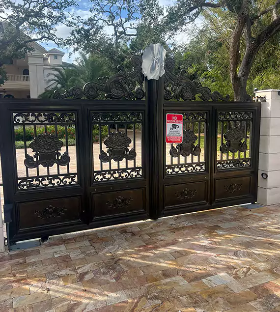 24/7 Emergency Gate Repair Service