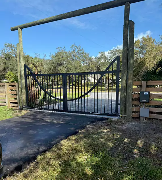 24/7 Emergency Gate Repair Service
