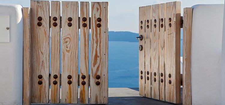 Wooden Gate Installers near me in Bouquet Canyon, CA